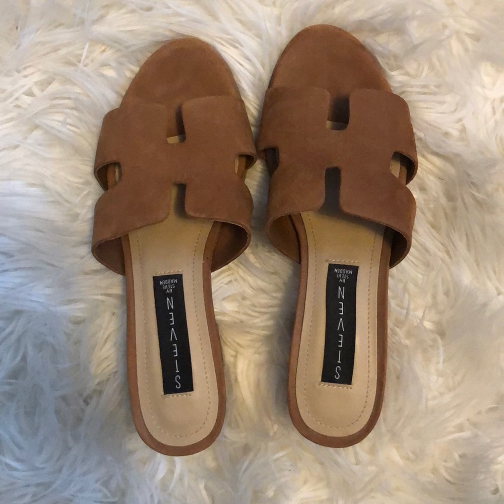 Steve Madden shoe